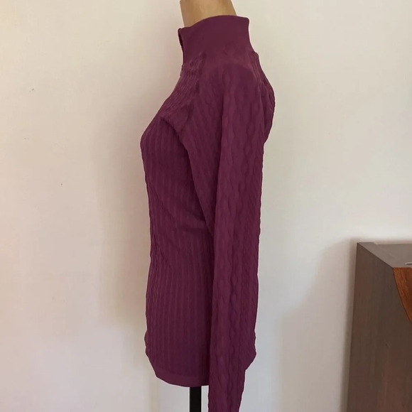 Krimson Klover sz L/XL base layer 1/2 zip thumb holes excellent pre owned cond - Picture 2 of 9